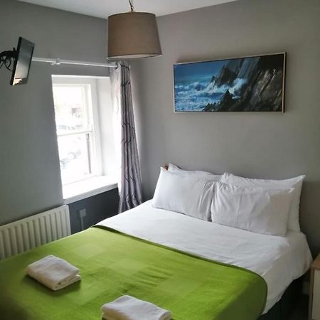 An File Economy Rooms Westport Zewnętrze zdjęcie
