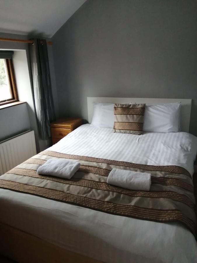 An File Economy Rooms Westport Zewnętrze zdjęcie